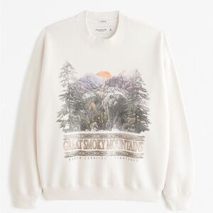 Abercrombie & Fitch Cream Graphic Crew Sweatshirt